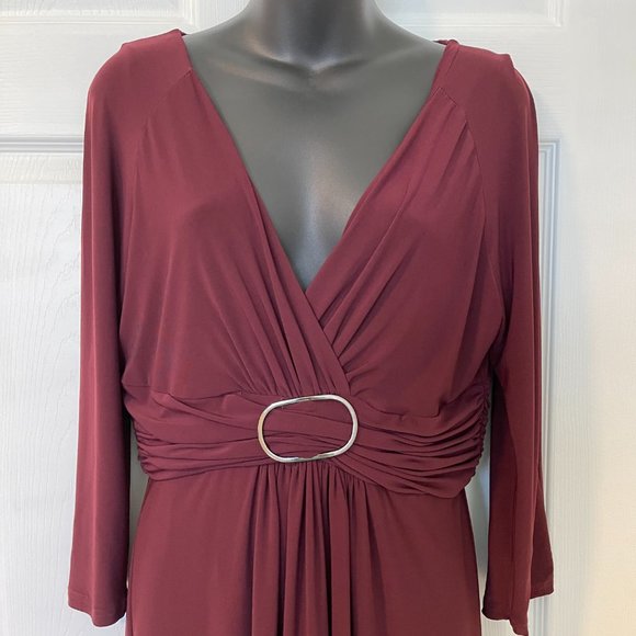 NEW Burgundy Gigi Size 6 & 12 Dress - Picture 4 of 13